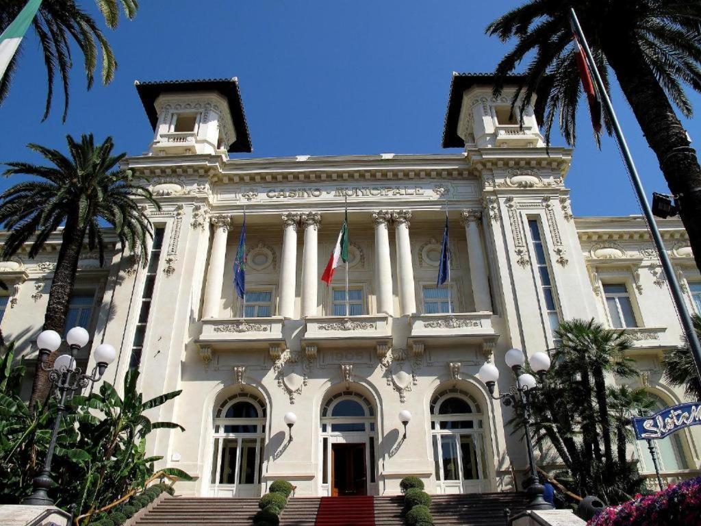 דירות סנרמו Casa Carina Centro Citta Con Garage Privato מראה חיצוני תמונה