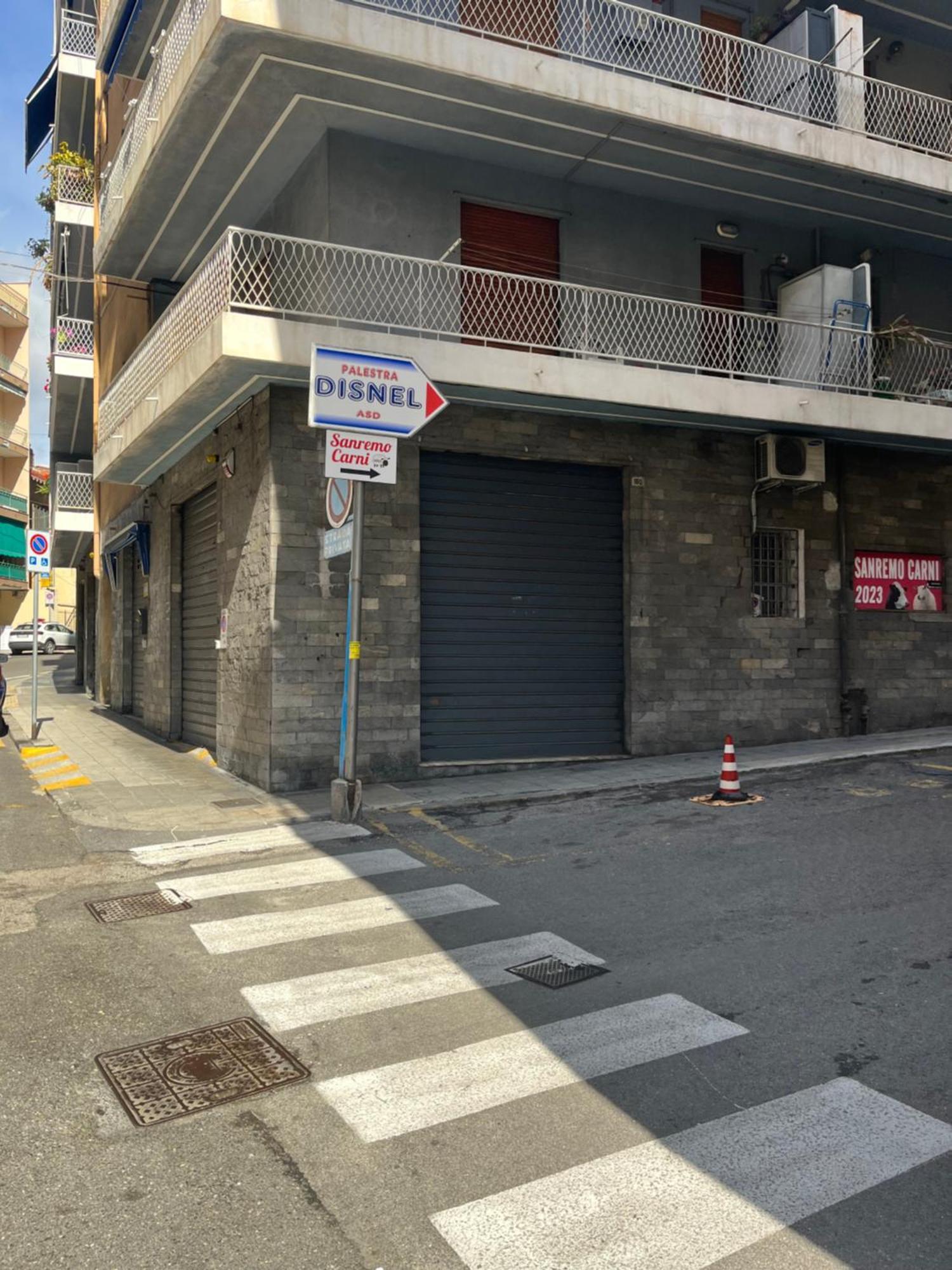 דירות סנרמו Casa Carina Centro Citta Con Garage Privato מראה חיצוני תמונה