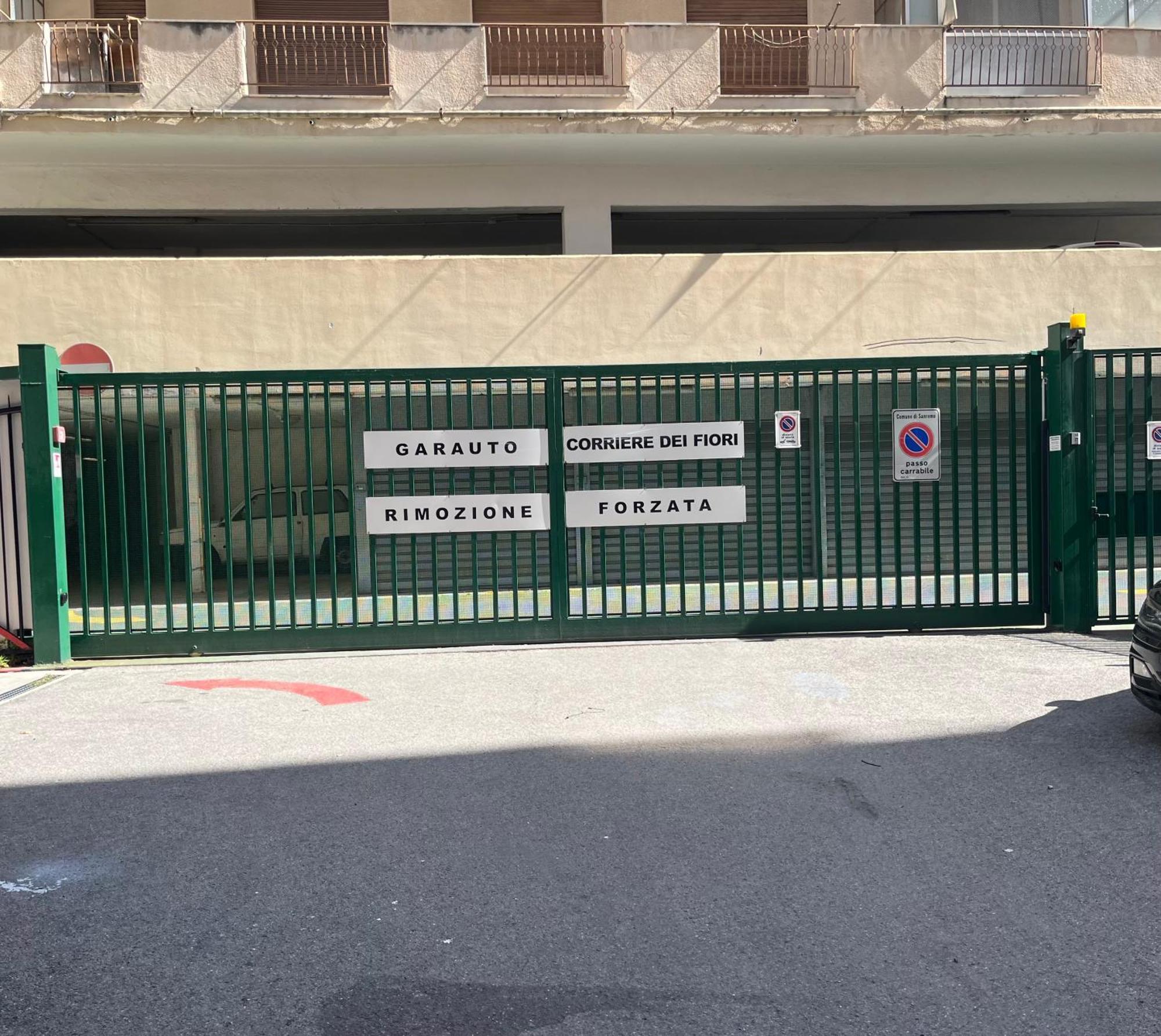 דירות סנרמו Casa Carina Centro Citta Con Garage Privato מראה חיצוני תמונה